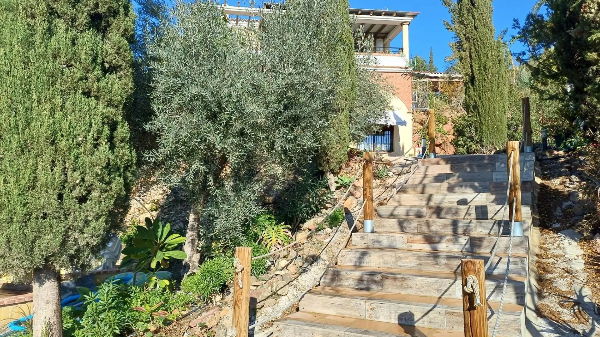 Rural Loft With Pool Views Peaceful Place Near The Center Màlaga