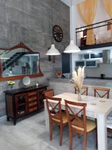 Rural Loft With Pool Views Peaceful Place Near The Center Malaga